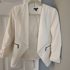 Apt. 9 White Blazer 2 XS